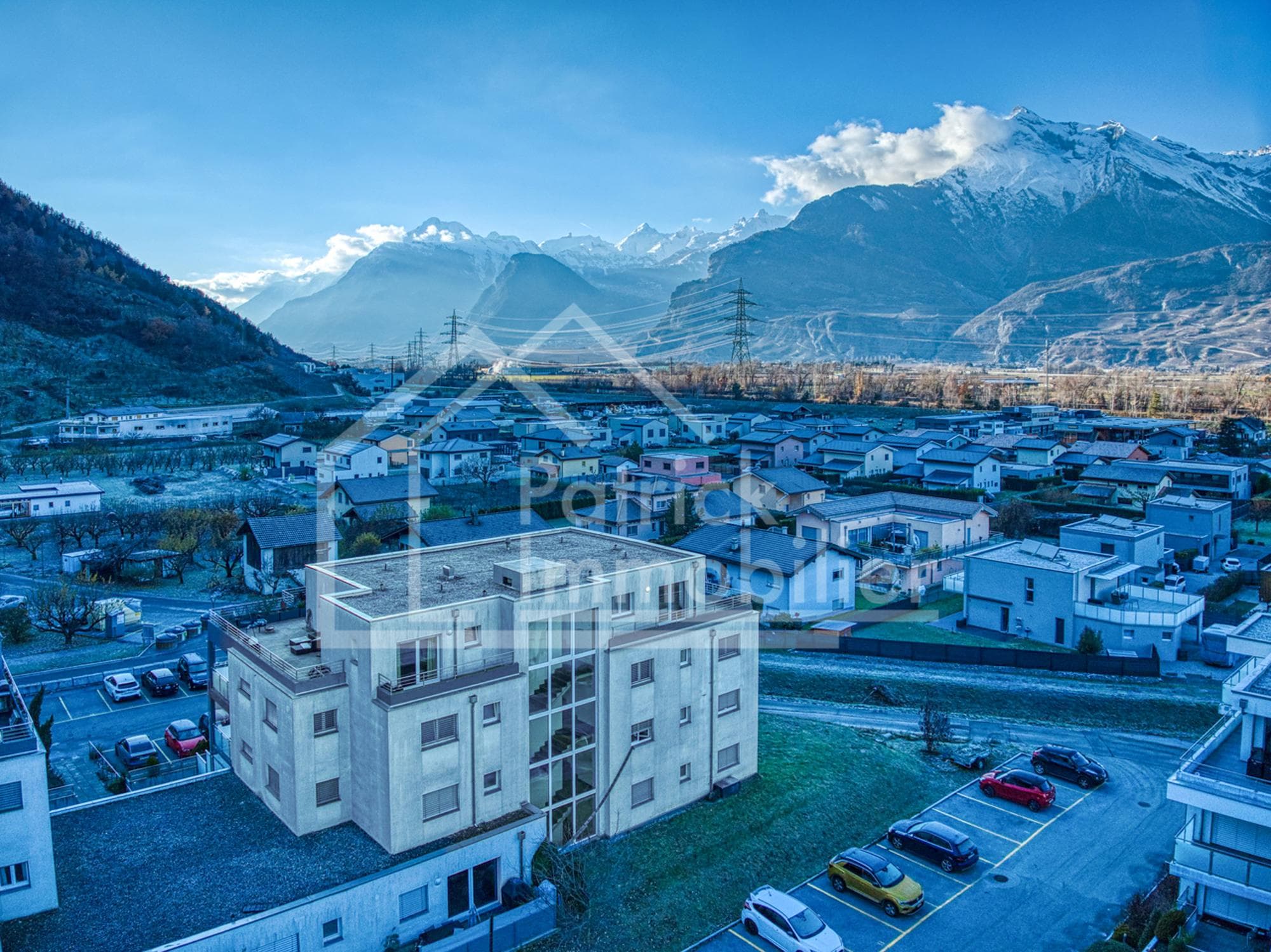 Magnifique attique de 165m2 au coeur d'Aproz