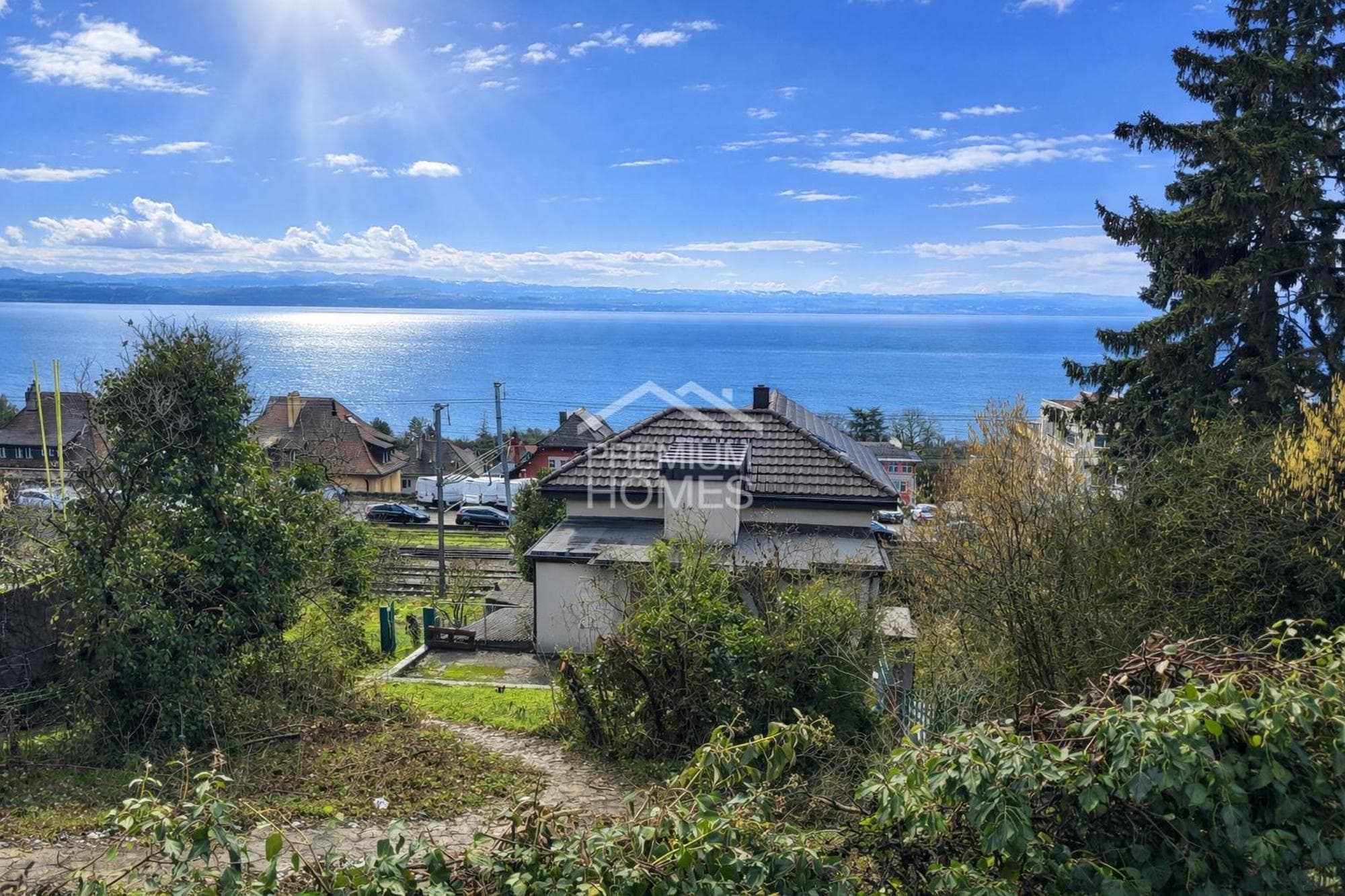 Vue sur le lac et fort potentiel