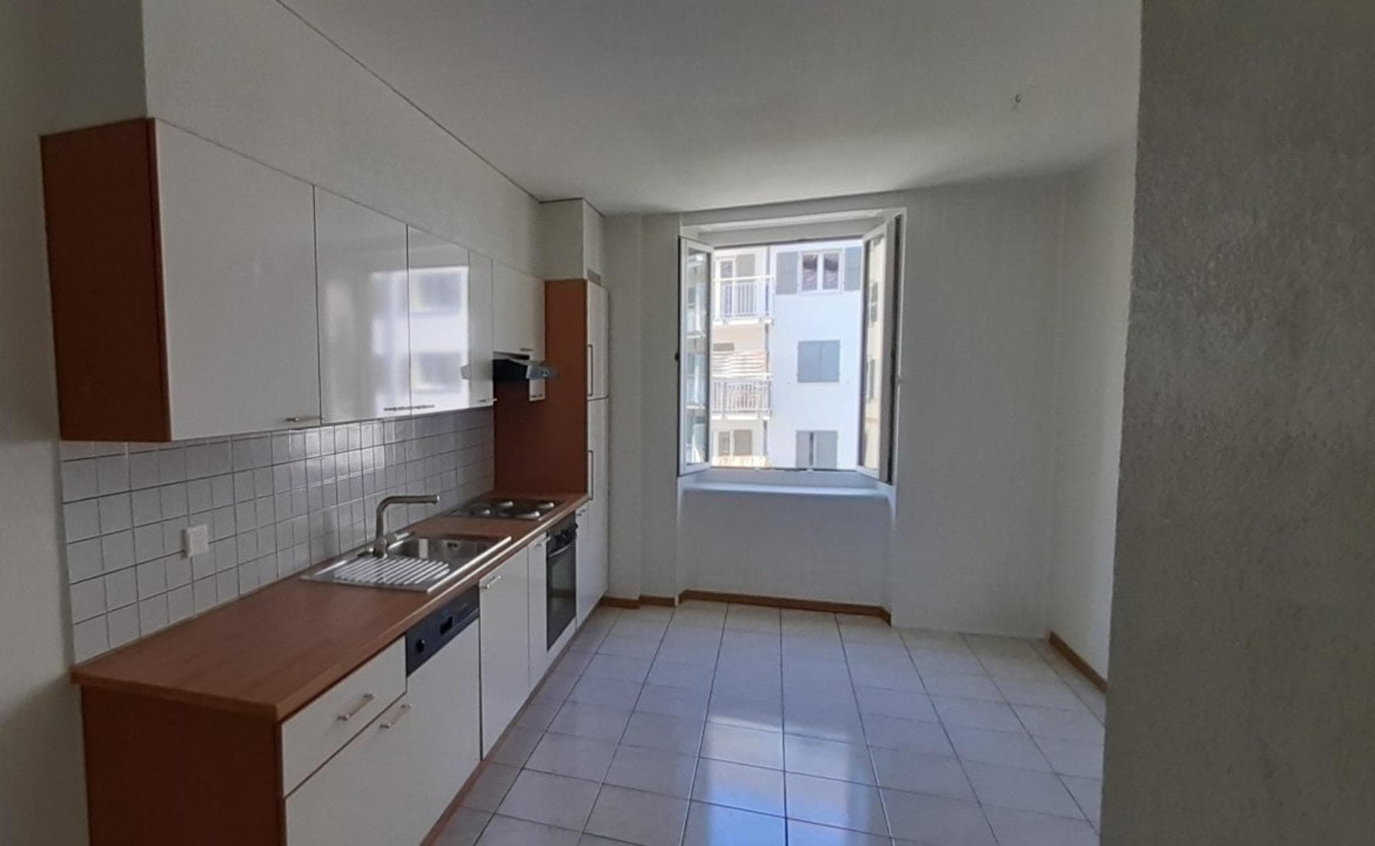 02549 - Appartement 3½ pièces - Sophie-Mairet 18 - La Chaux-de-Fonds