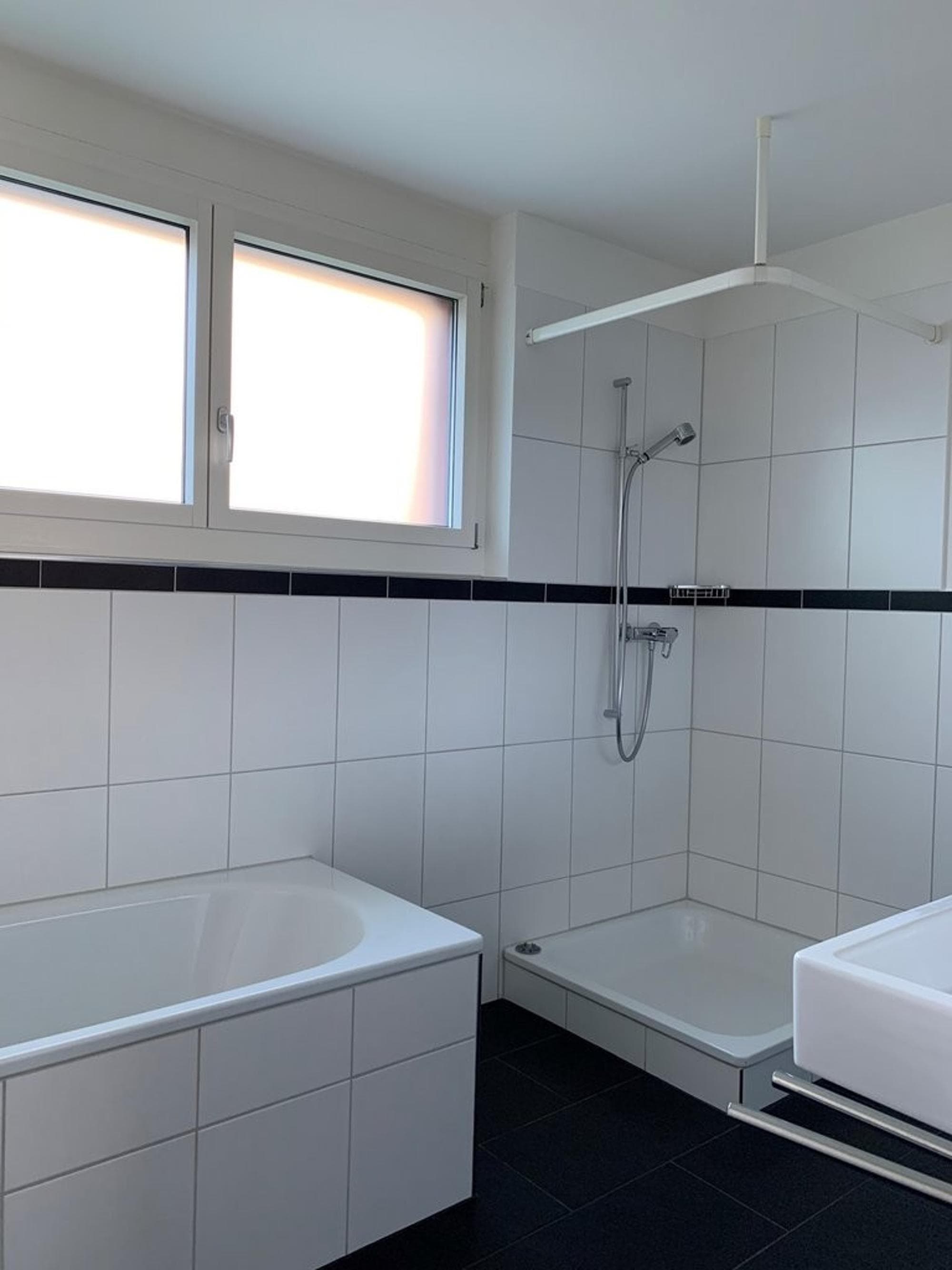 Charmante, sonnige Wohnung mit Sitzplatz