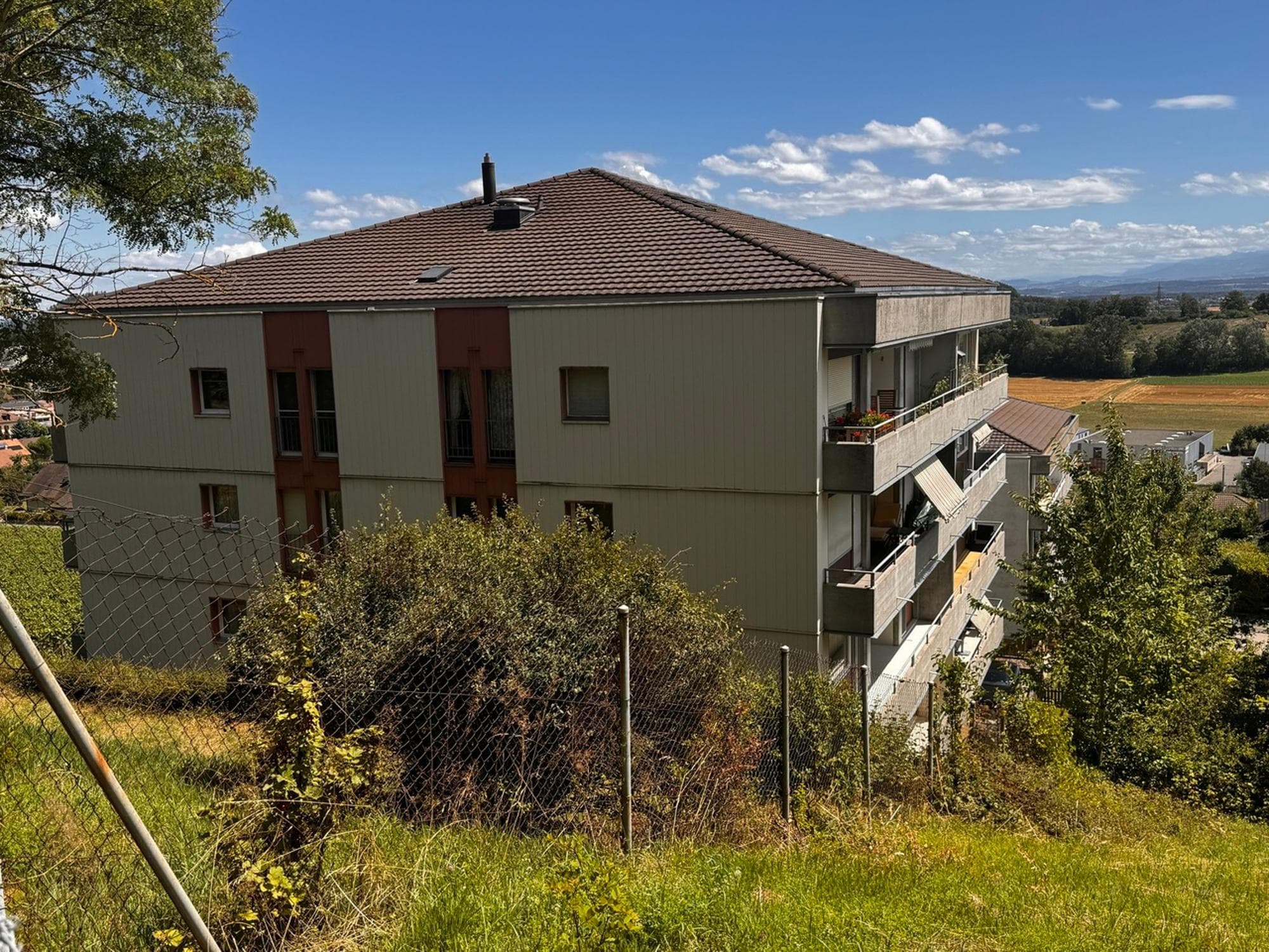 Cornaux, à vendre, appartement de 3.5 pièces, 86.5 m2 avec balcon