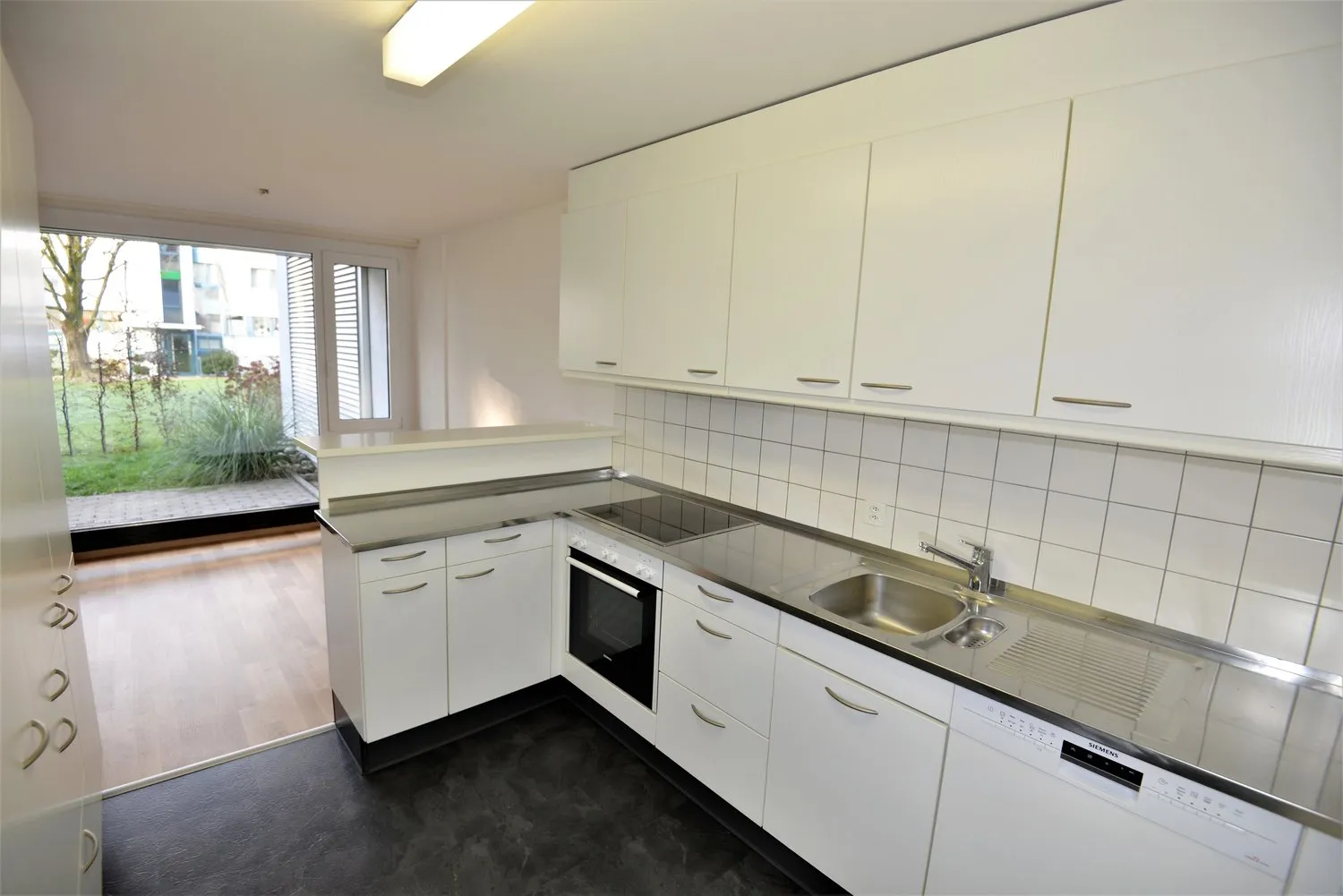 Ihr neues Zuhause mit grossen Gartensitzplatz