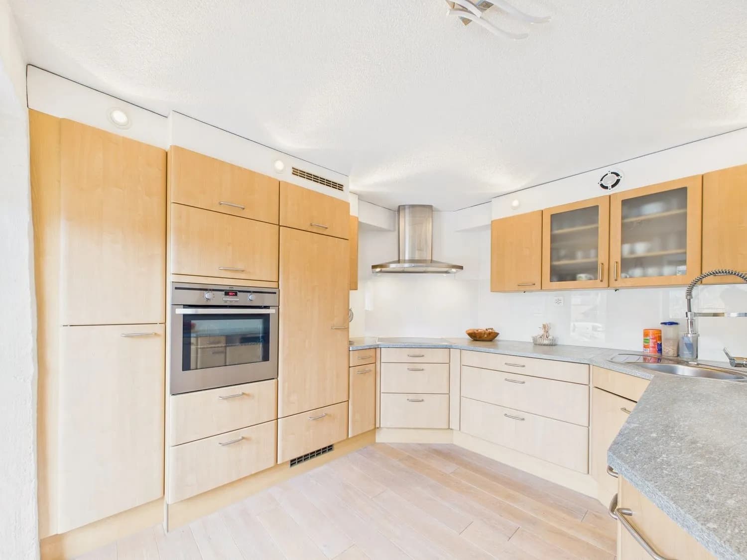 Grosszügiges Einfamilienhaus mit Garten in Koblenz