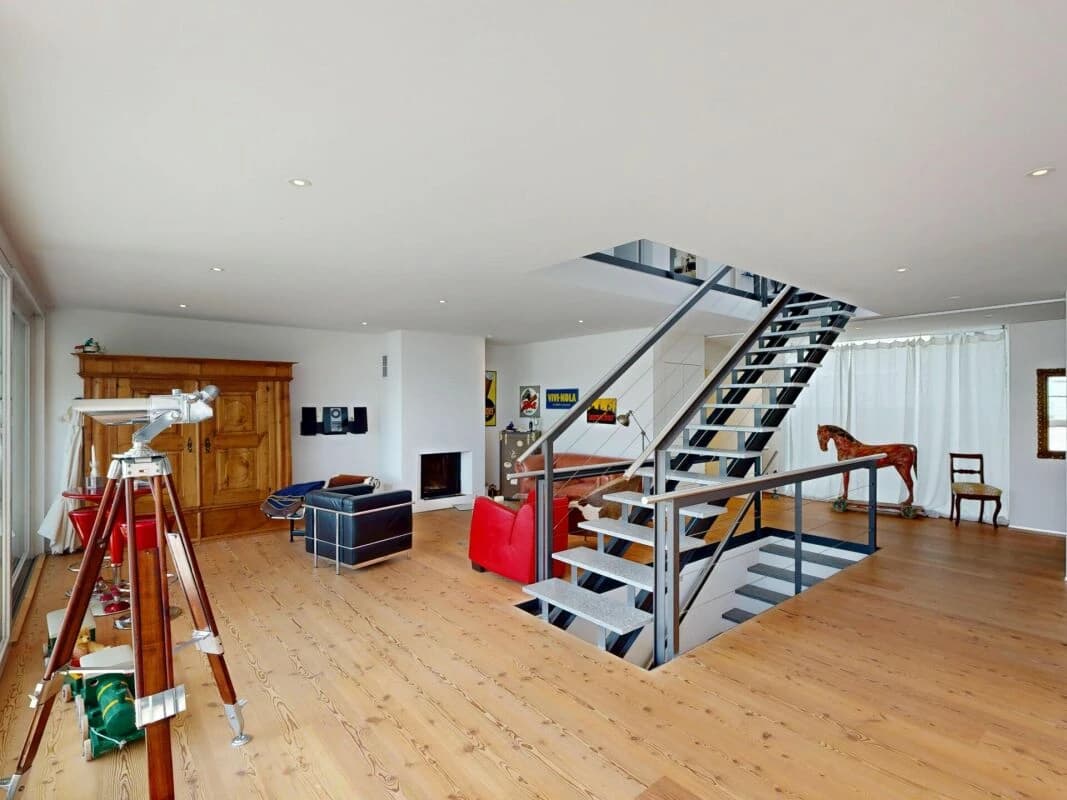 Wohn- und Geschäftshaus: Charmantes Zuhause mit Panoramablick über den Sempachersee