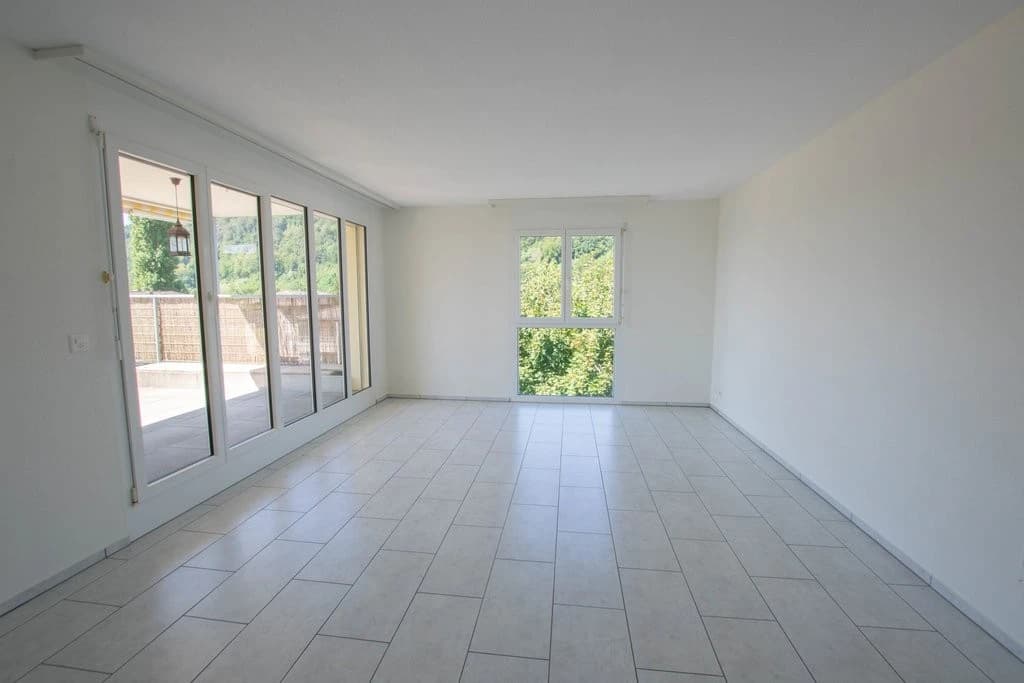 Attikawohnung mit grosser Terrasse an ruhiger Lage zu vermieten