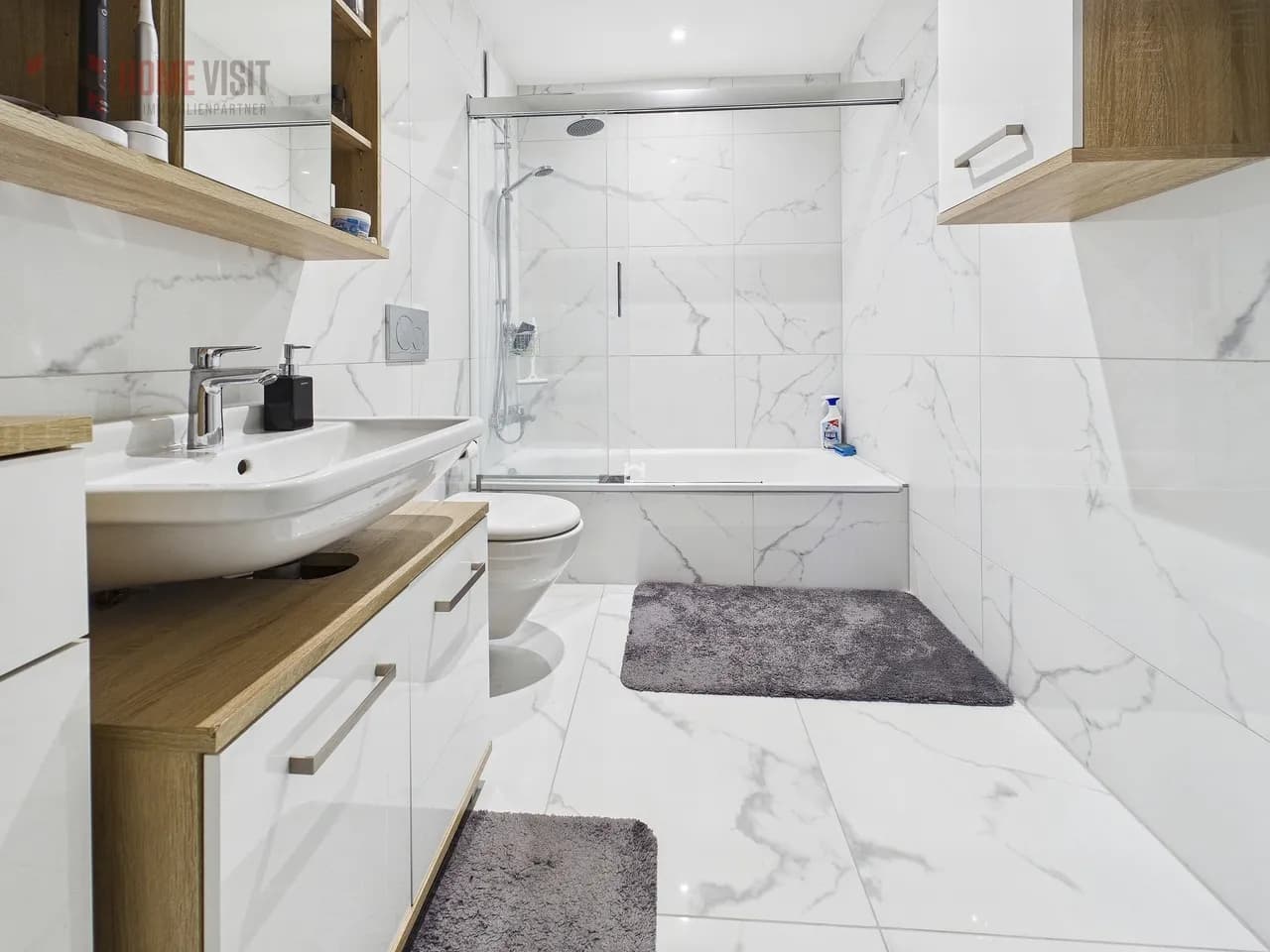 Exklusive 3.5-Zimmer-Gartenwohnung mit beheiztem Hobbyraum