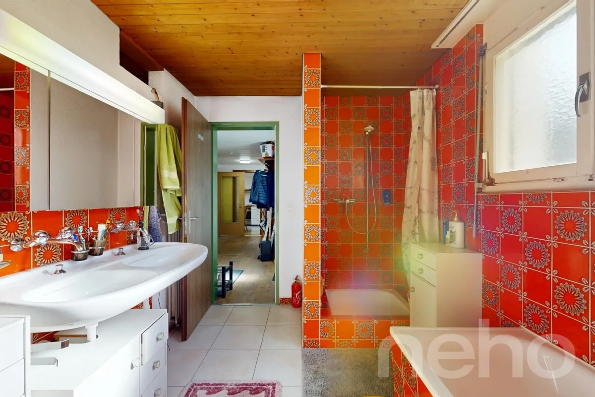 Familienfreundliches Haus mit grossem Garten und Umbaupotential