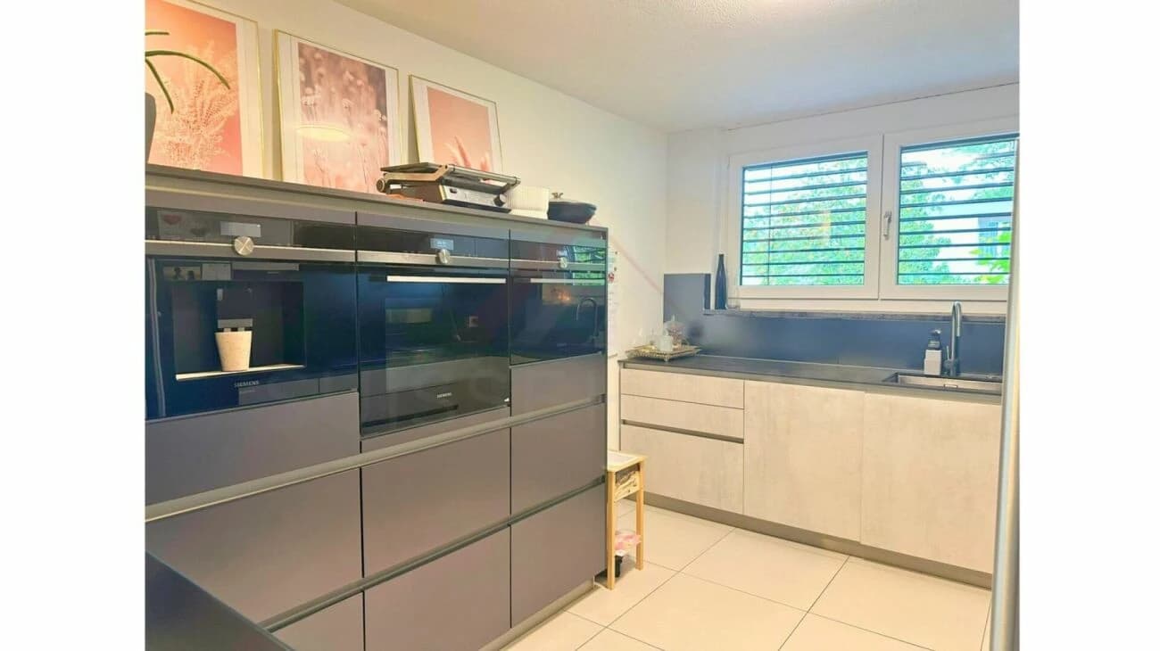 Komplett renovierte 5.5-Zimmer-Wohnung mit 126 m² Wohnfläche und 74 m² Balkon-/Terrassenfläche in Huttwil