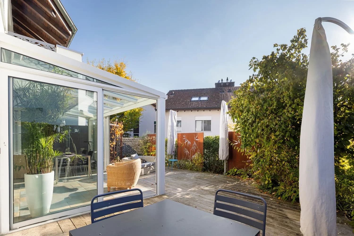 Gepflegte Wohnoase mit schönem Garten & vielen Extras