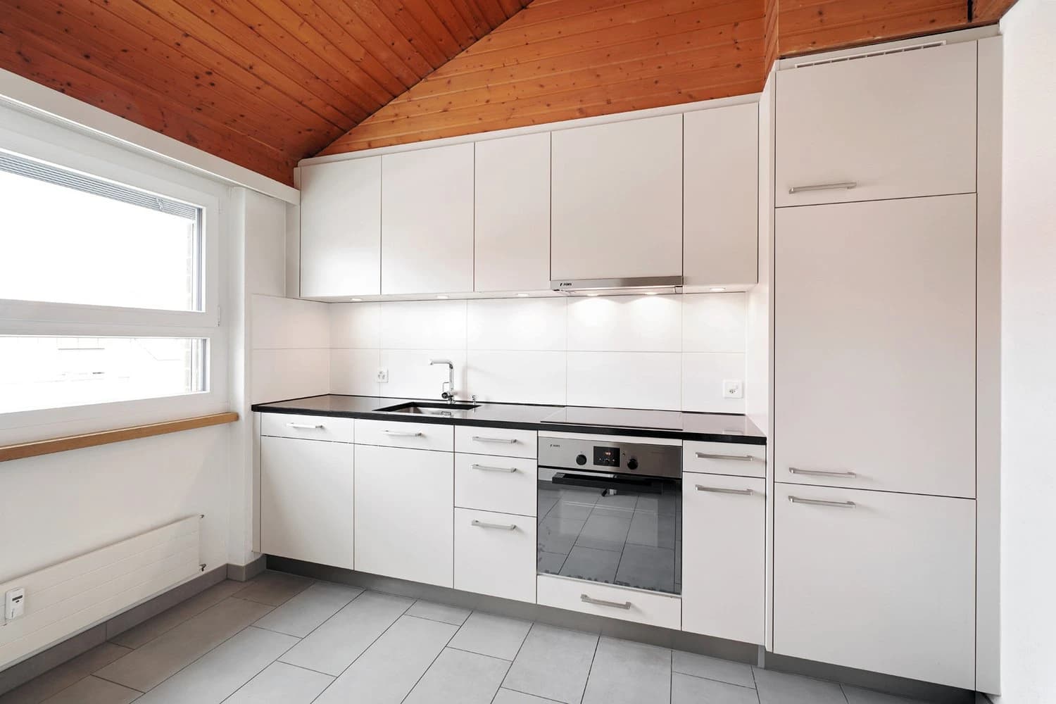 Singlewohnung mit Galerie und Cheminée - Nähe SBB