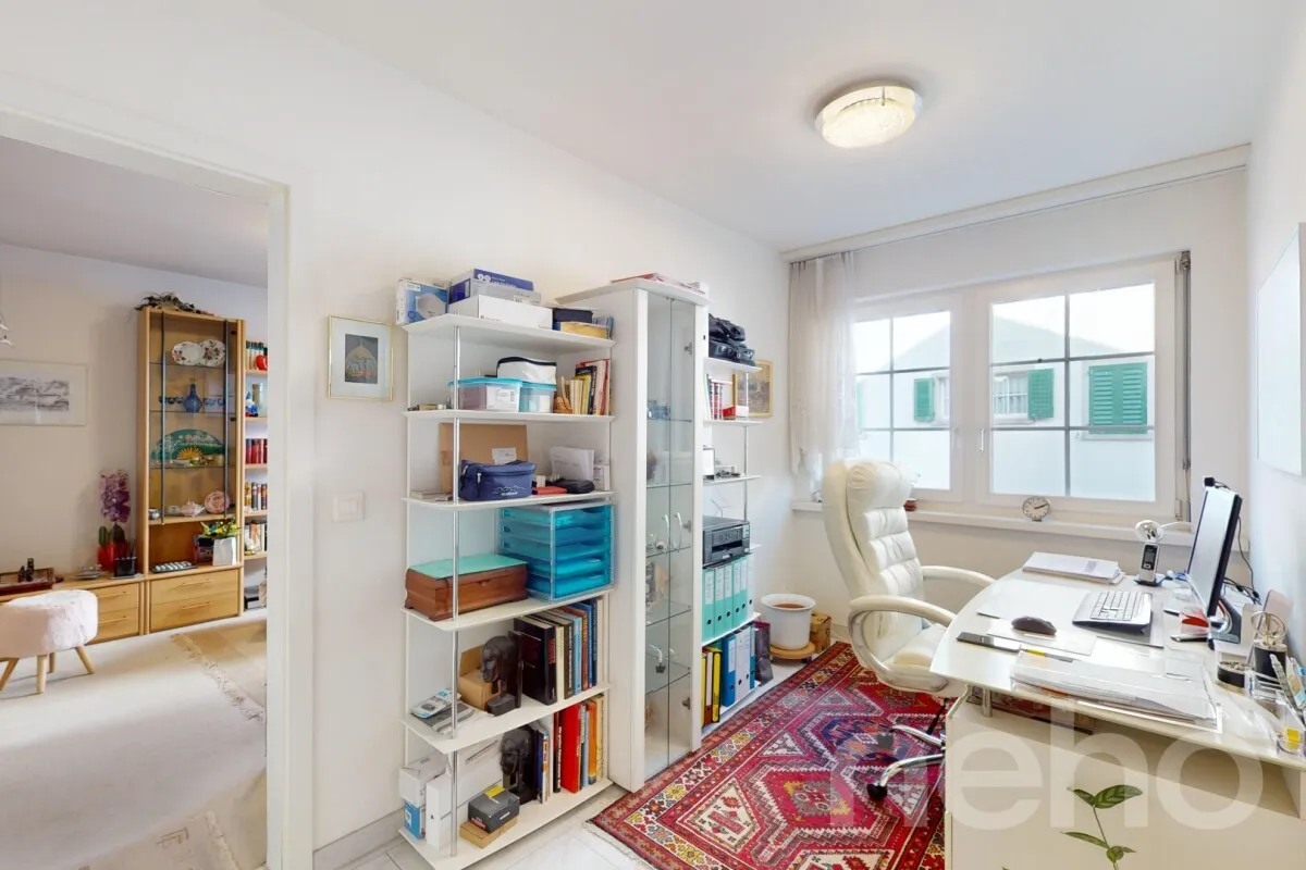 Attraktive, vermietete Wohnung mit viel Platz