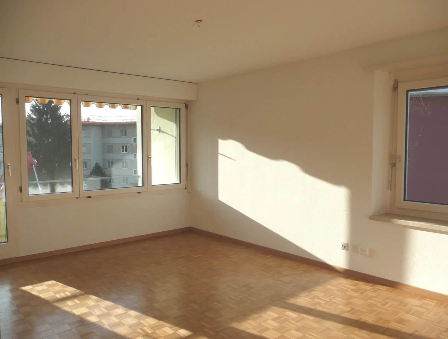 Gepflegte Liegenschaft mit Blick ins Grüne