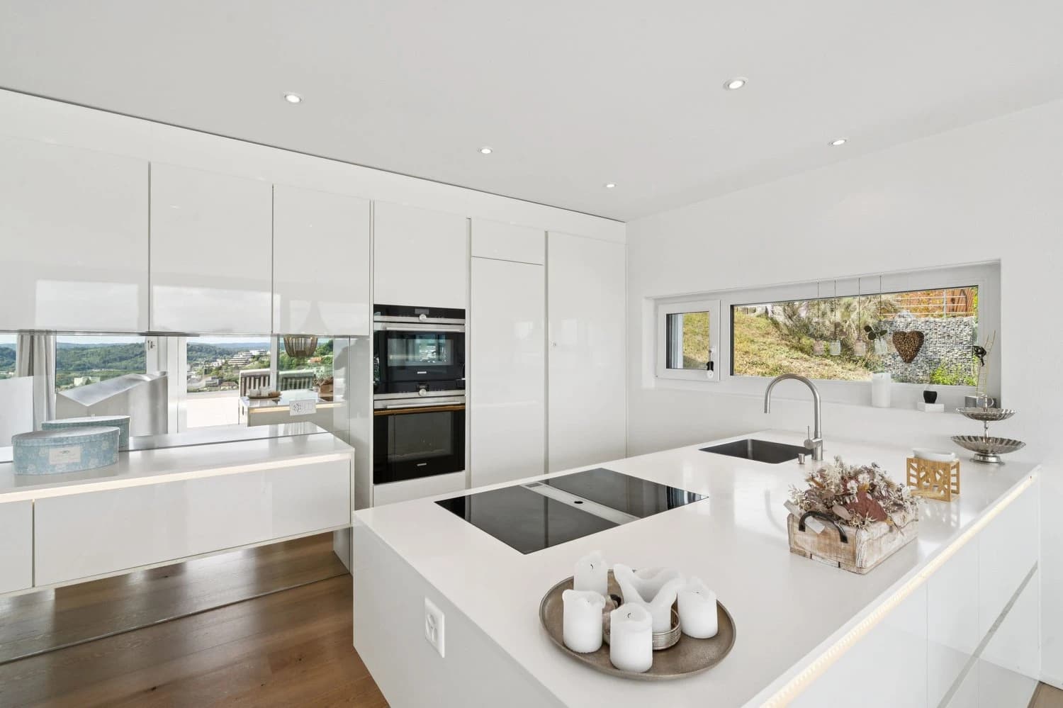 Grosszügiges Einfamilienhaus mit Weitsicht und viel Raum zum Leben