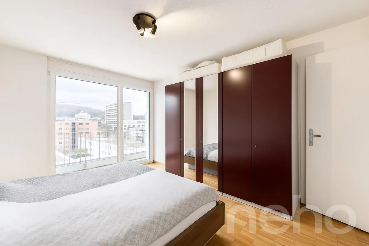 Schöne 3.5-Zimmer-Attikawohnung mit Weitsicht in Schlieren