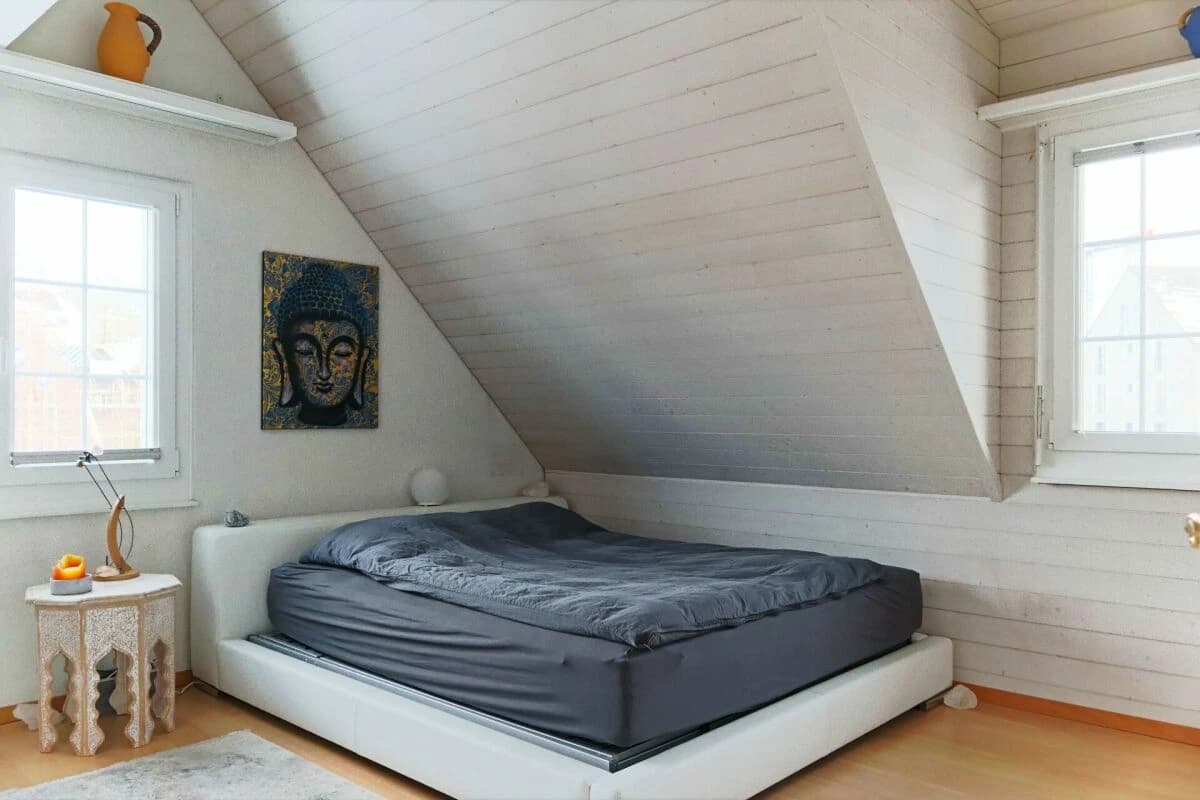 Exklusive 5.5-Zimmer-Maisonnette-Dachwohnung mit grosszügigem Raumgefühl