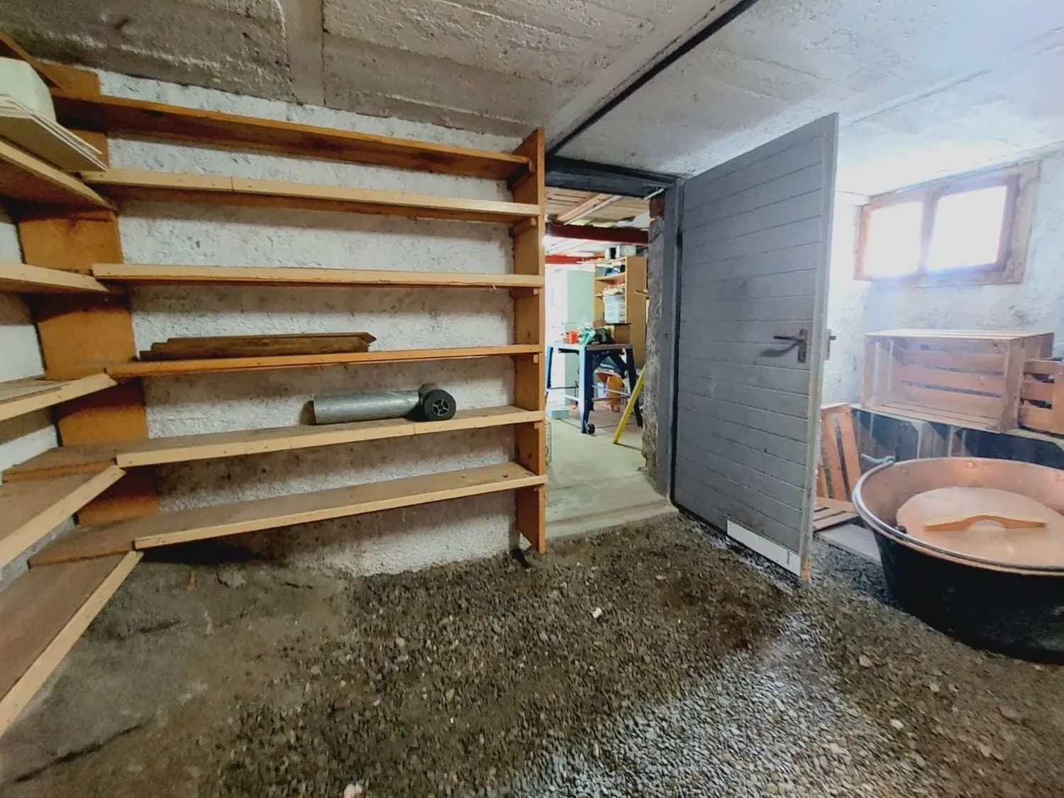 Haus mit Werkstatt & über 100 m² Nebenflächen  ideal für Wohnen und Arbeiten in Disentis