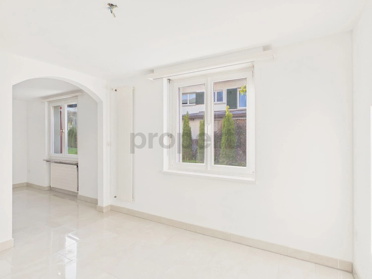 Modernes 5.5-Zimmer-Einfamilienhaus mit Balkon, Freienbach