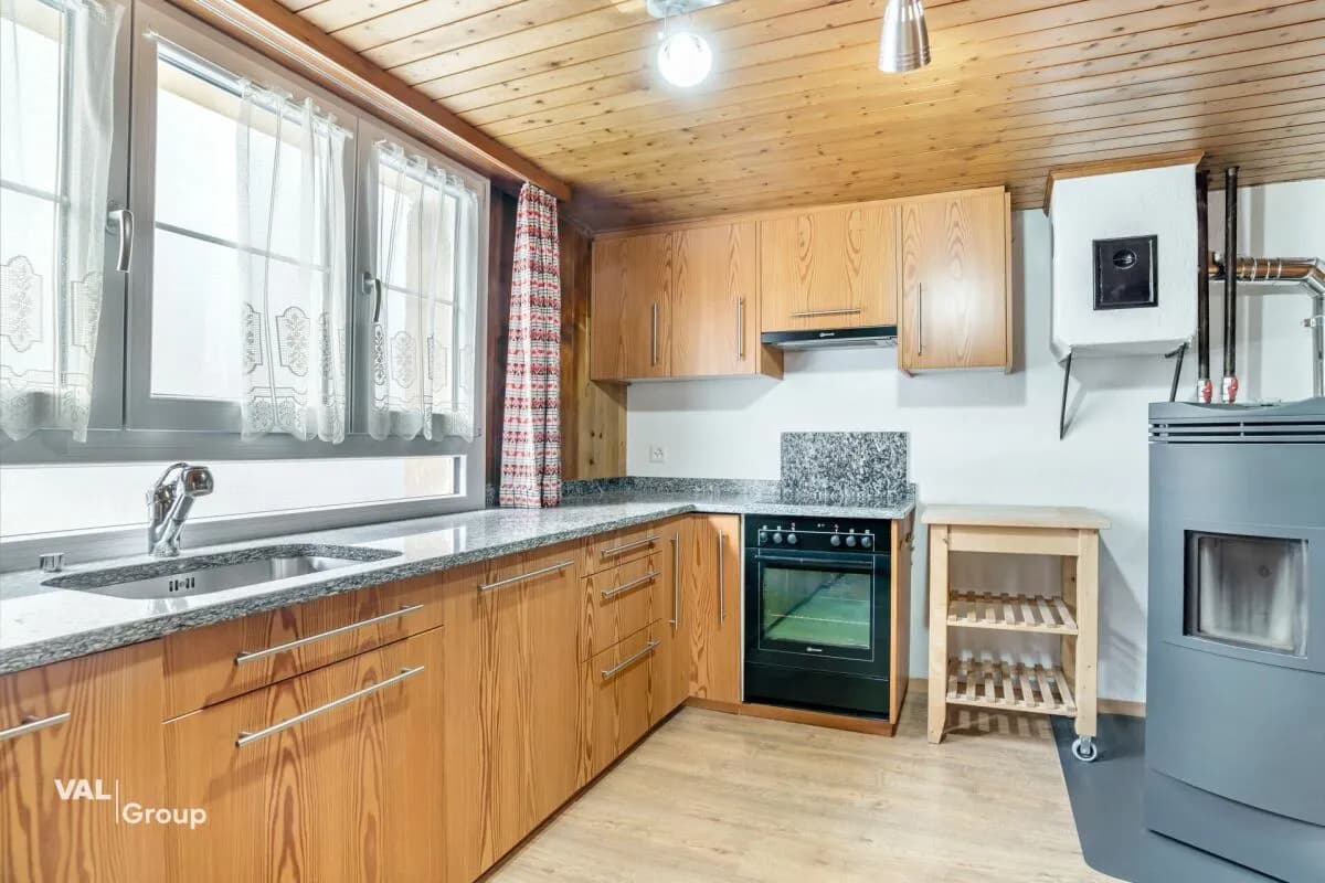 Renovierte Wohnung im Dorfkern mit attraktivem Zusatzraum im Dachgeschoss