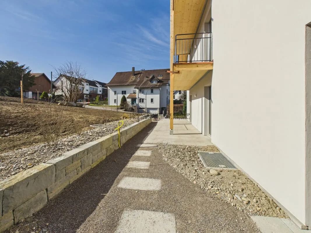 Traumhafte Maisonettewohnung mit Balkon und Doppelgarage