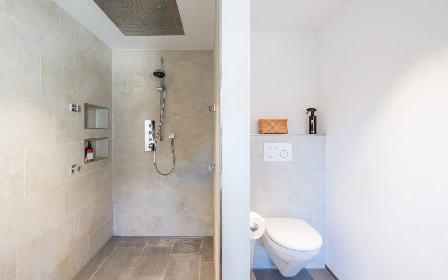 Wunderschön renovierte Wohnung im grossen Stil