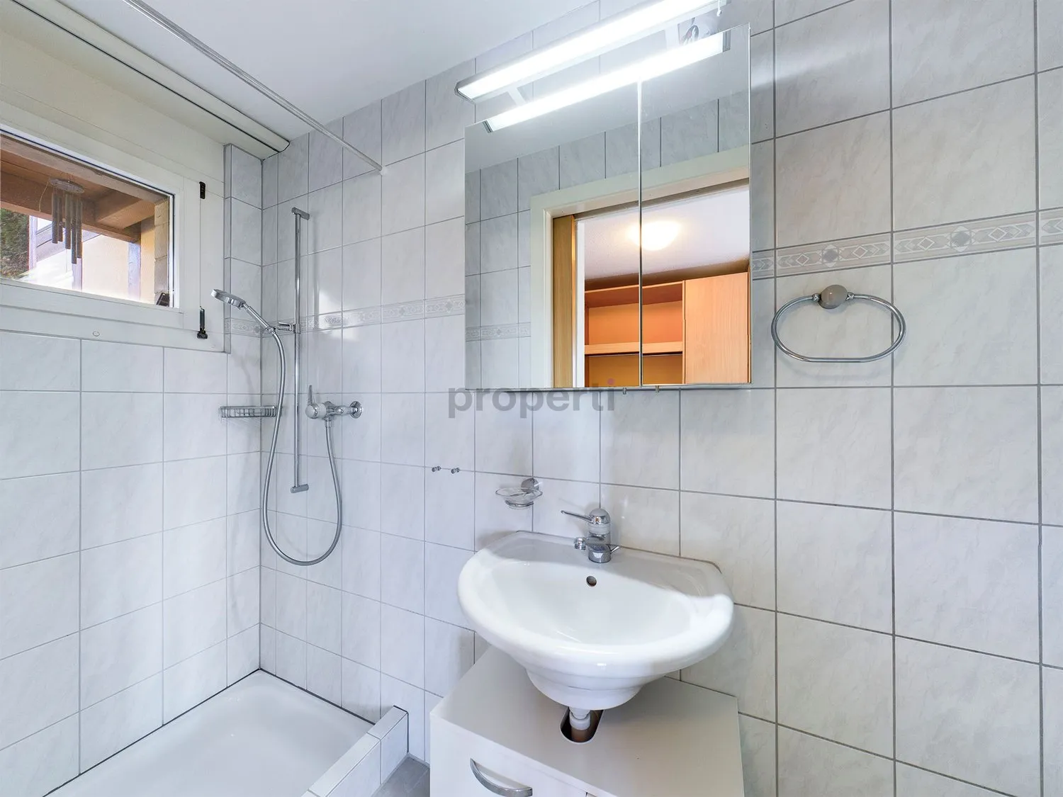 Modernes 4.5-Zimmer-Reihenhaus mit Balkon, Dürrenroth