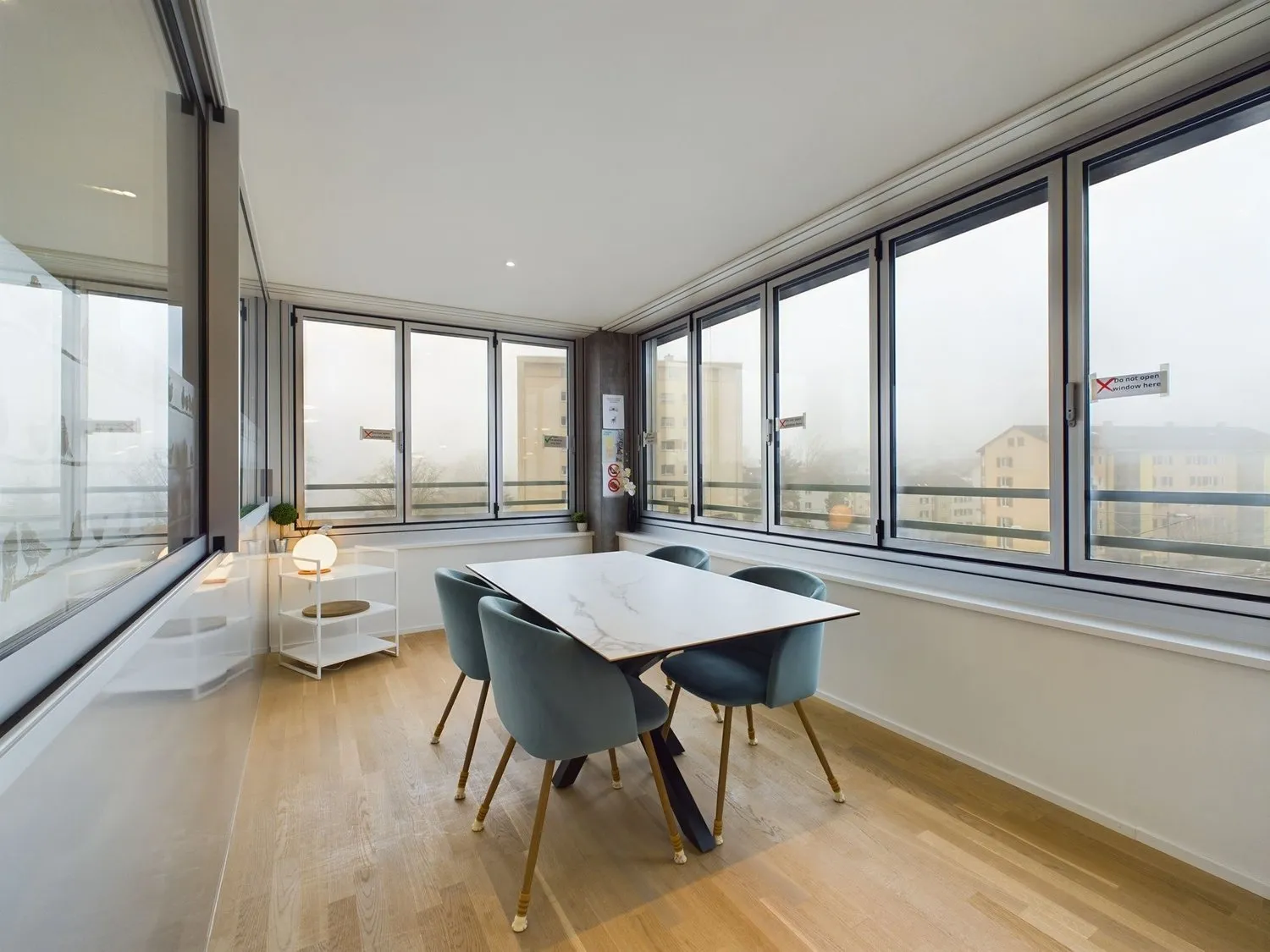 Moderne 5.5-Zimmer Wohnung in Neuhausen