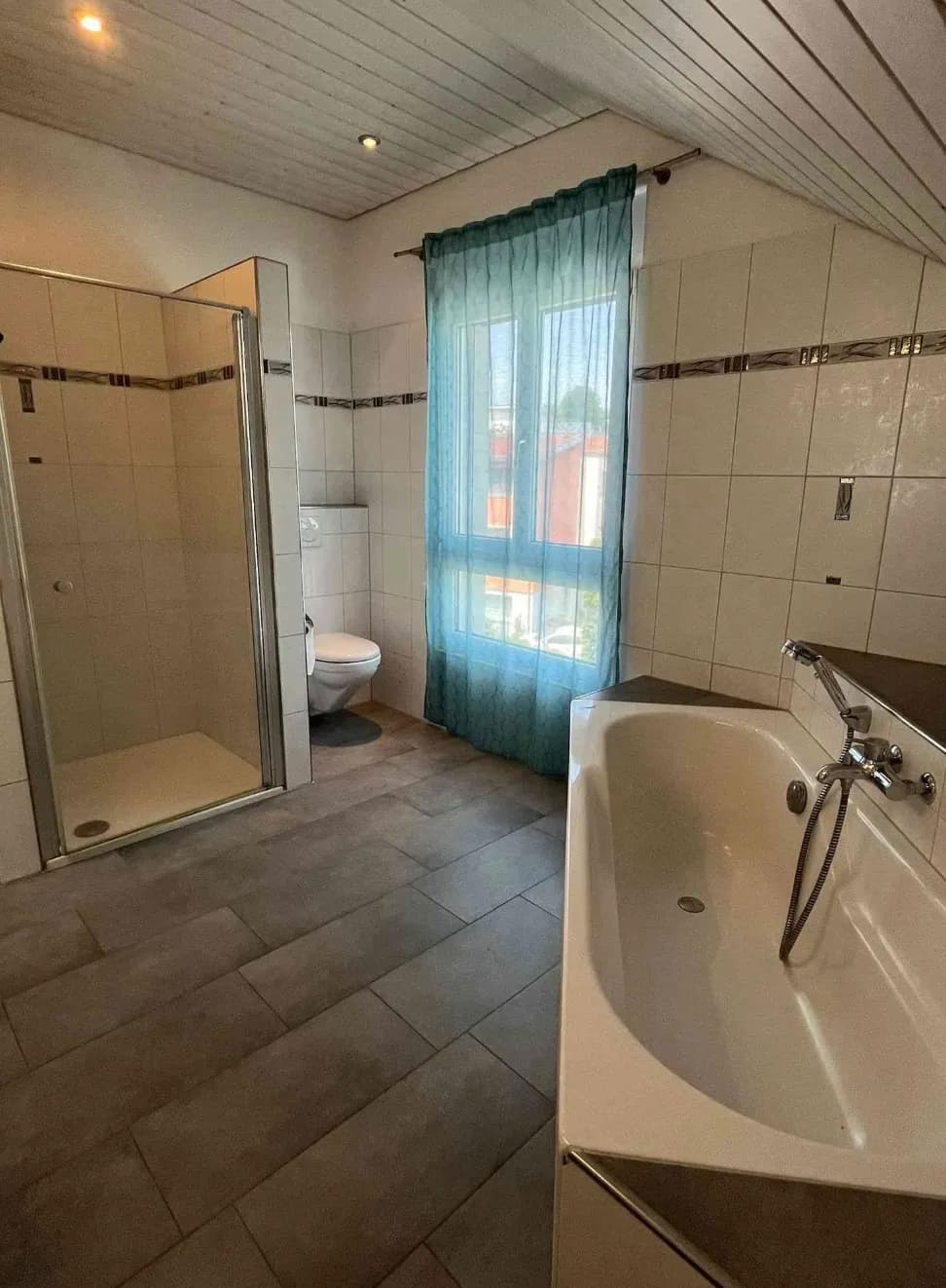 Exquisites Einfamilienhaus in der Schweiz