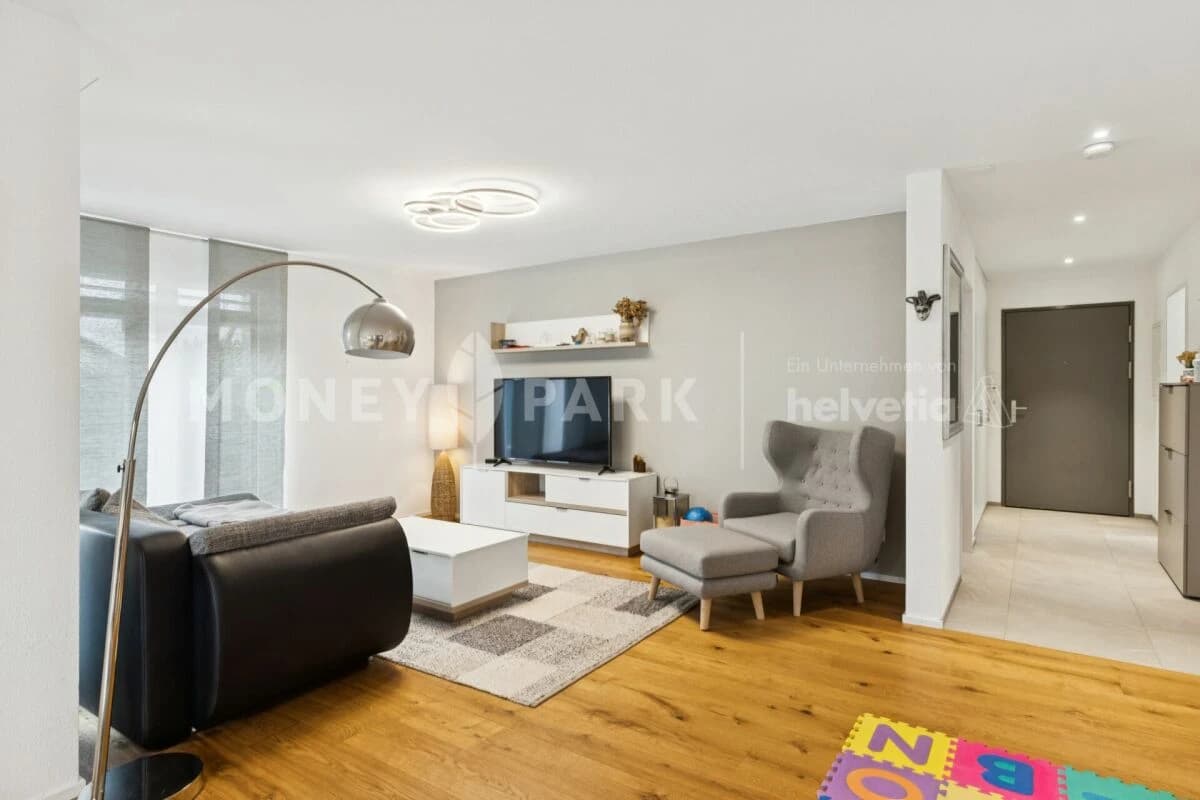 Moderne 4.5-Zimmer-Wohnung im Erdgeschoss