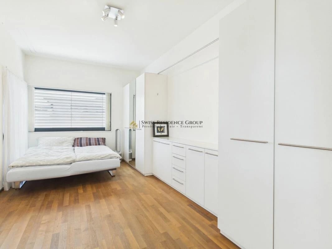 Modernes Einfamilienhaus mit Panorama in Adliswil