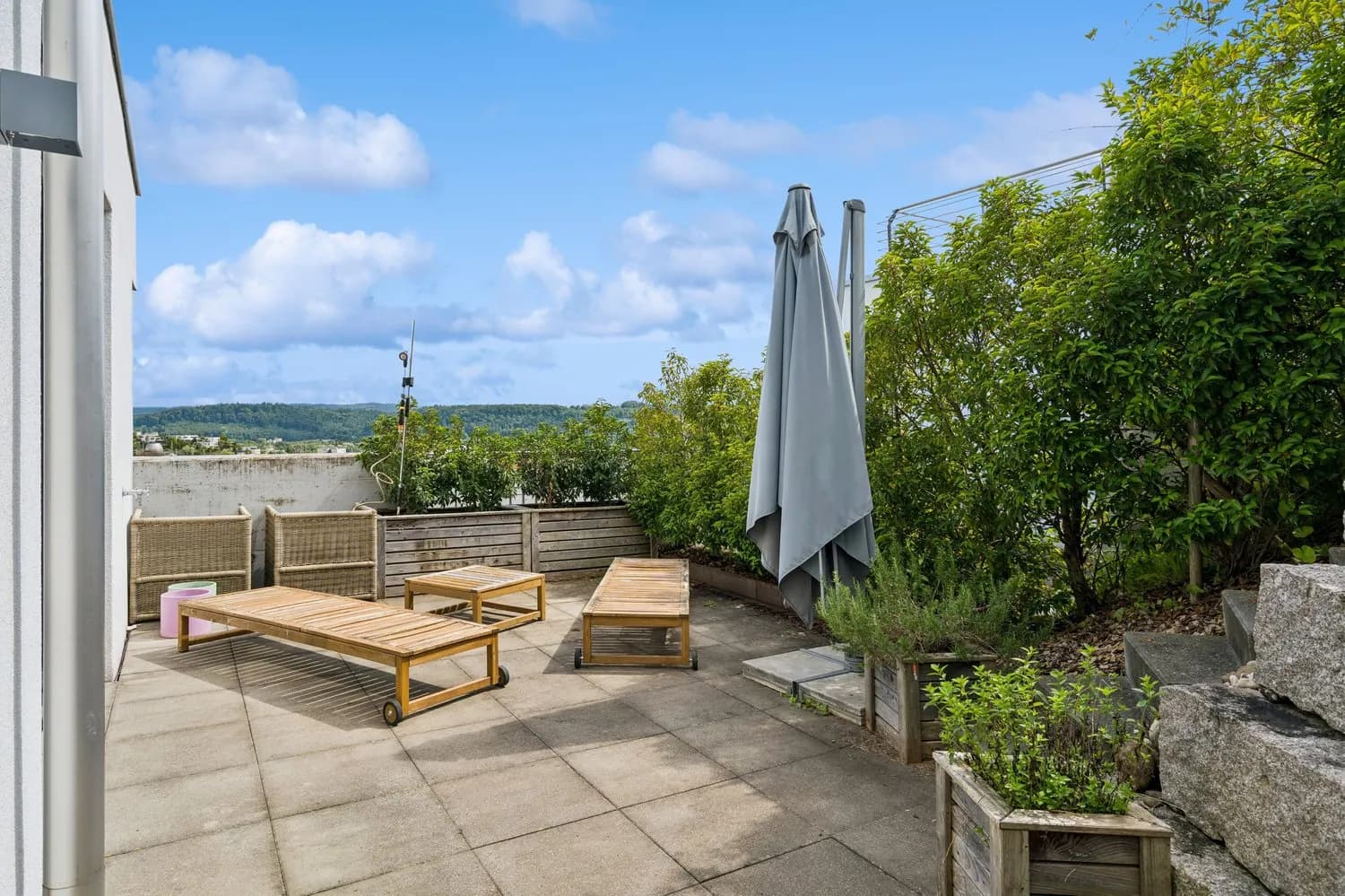 Grosszügiges Einfamilienhaus mit Weitsicht und viel Raum zum Leben