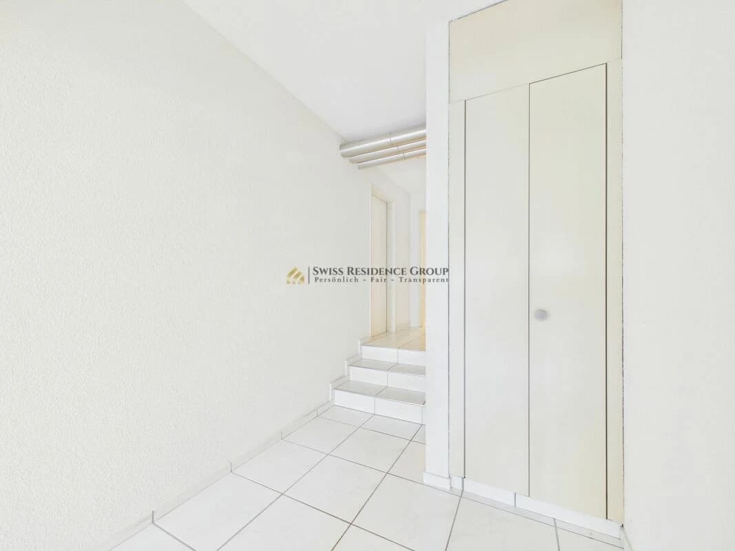 Sonniges 7.5-Zimmer Reihen-Einfamilienhaus mit Garten, Balkon und Bergsicht