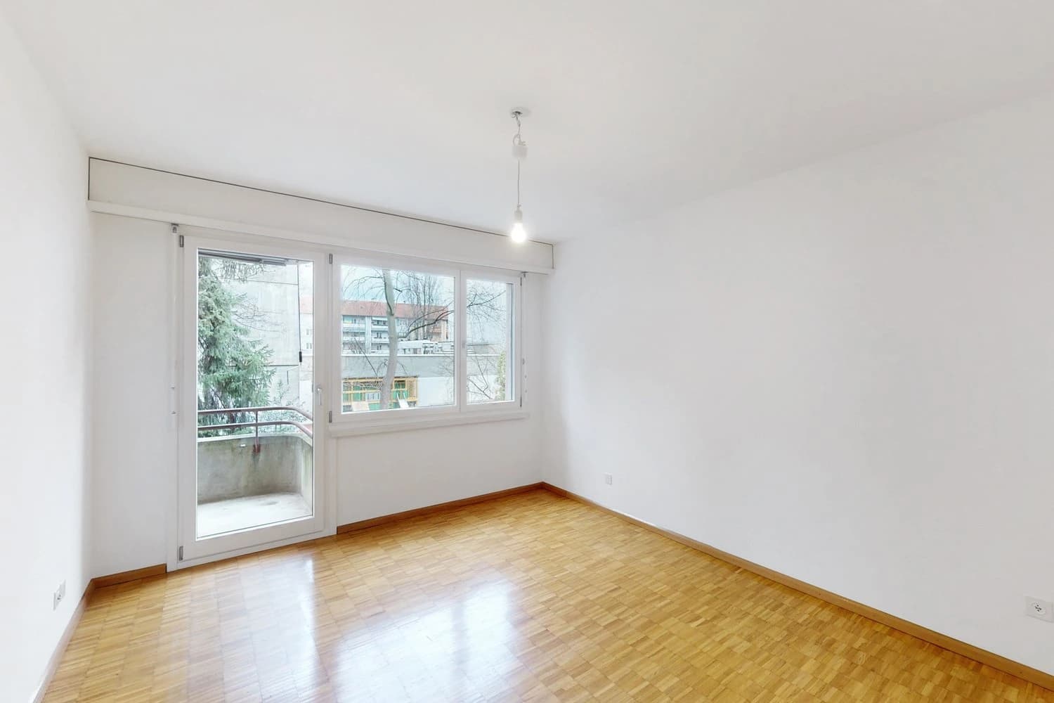 Wohnen an ruhiger Seitenstrasse