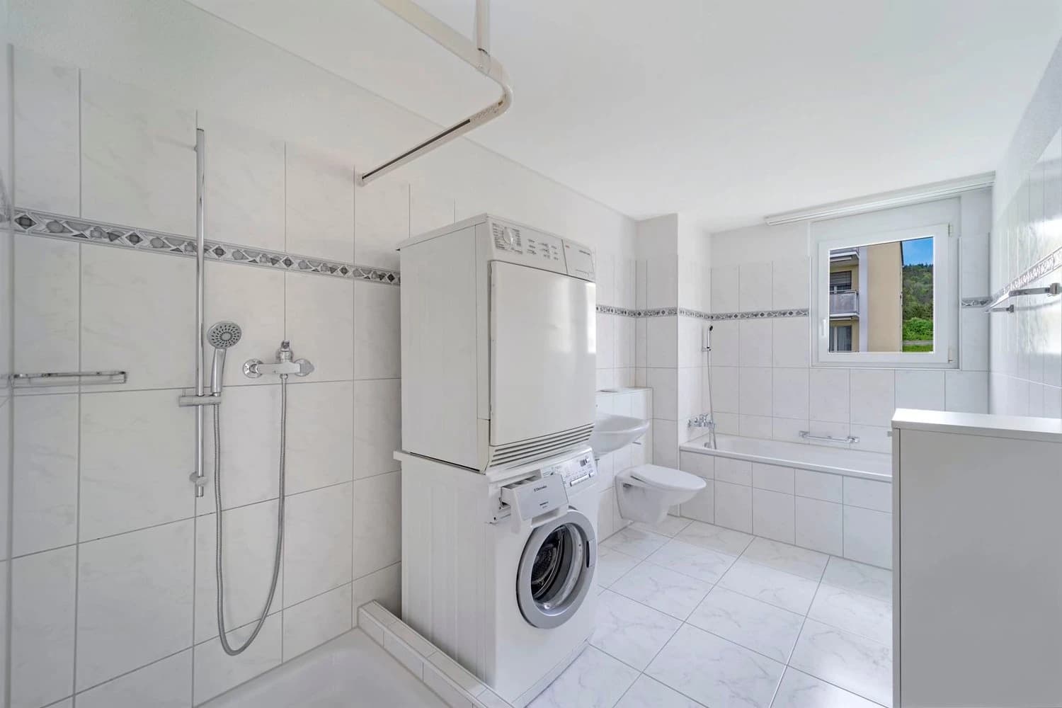 Familienfreundliches Wohnen mit viel Tageslicht!