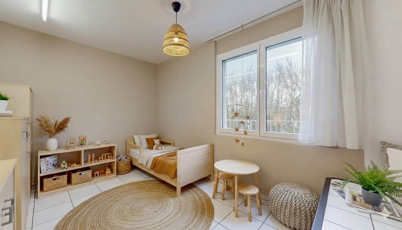 FREISTEHEND UND GUT IM SCHUSS - 5.5 ZIMMER EINFAMILIENHAUS