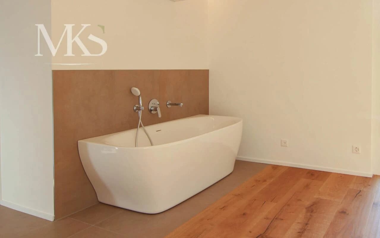 Wohnen mit Weitblick - grosszügige und gemütliche 4.5-Zimmer-Attikawohnung