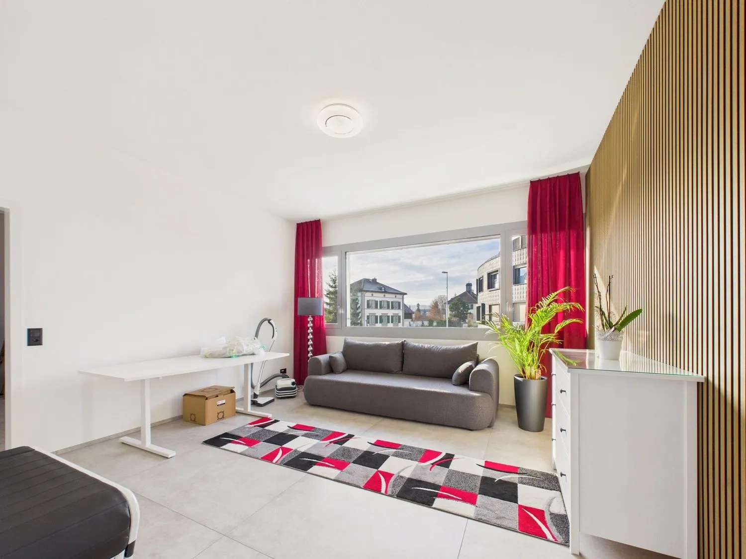 Exklusive 5.5-Zimmer-Neubau-Wohnung mit Kamin, Sauna und Seeblick in Bottighofen