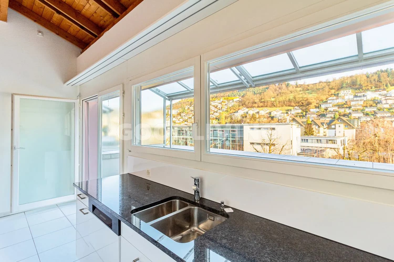 Maisonette mit Weitblick und Cheminée