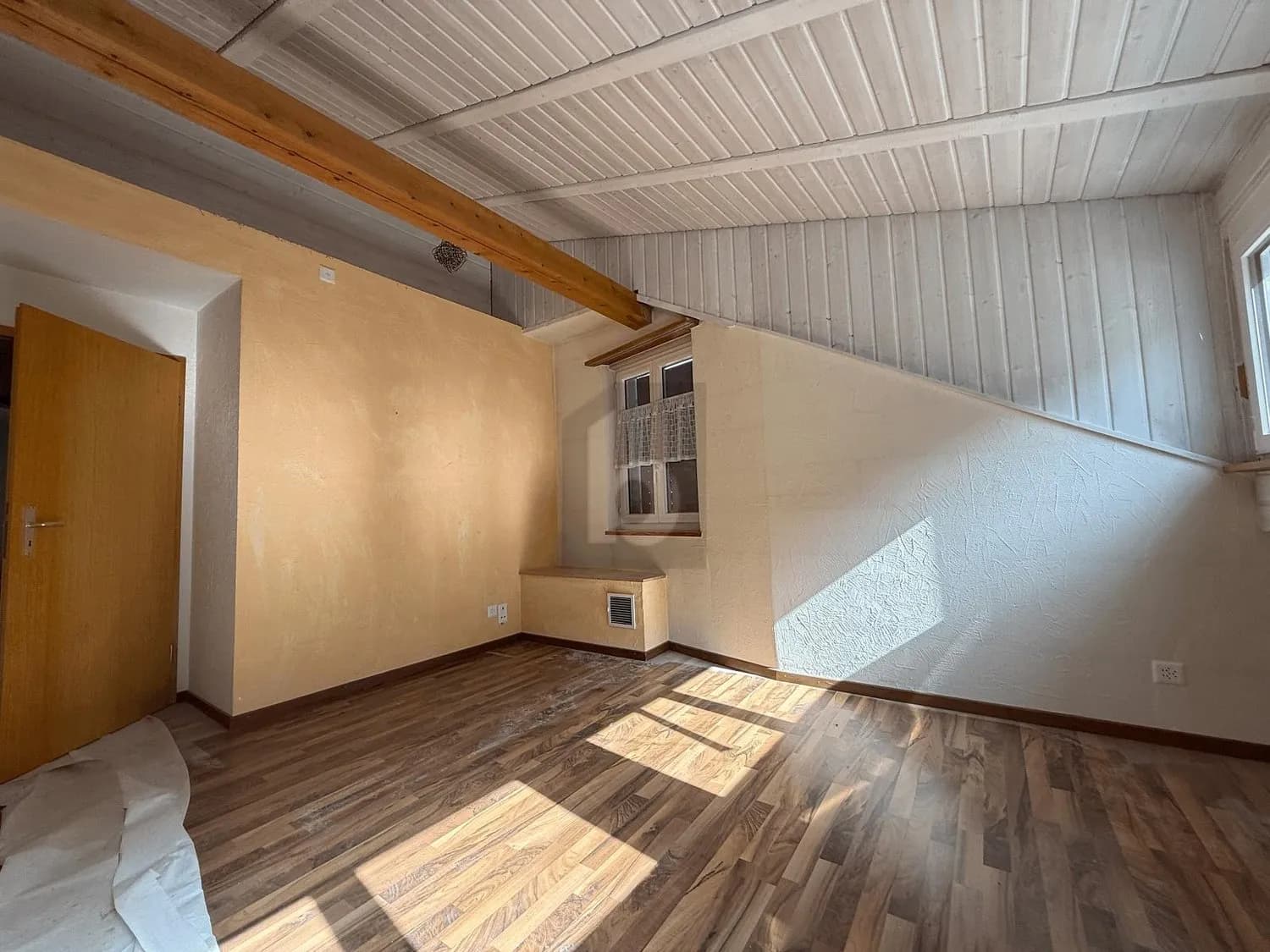 CHARMANT UND HOCHWERTIG AUF ZWEI EBENEN