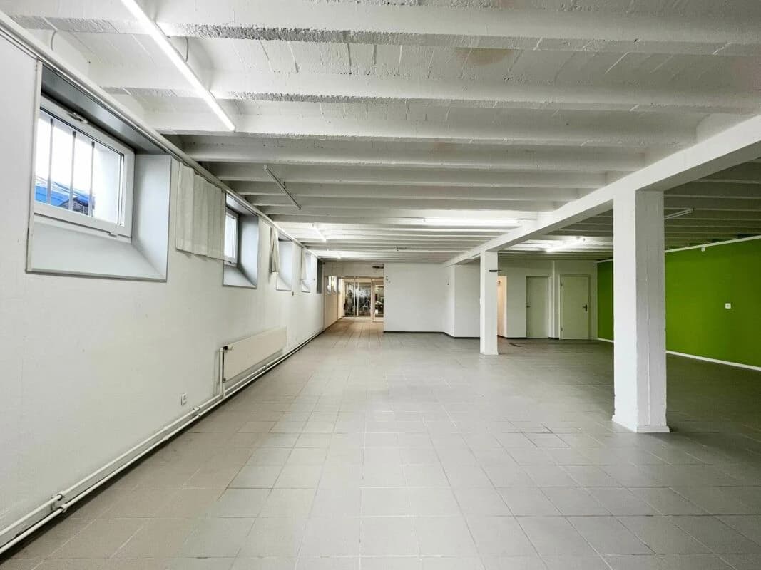 im Tiefparterre, Lokal für verschiedenste Nutzungen