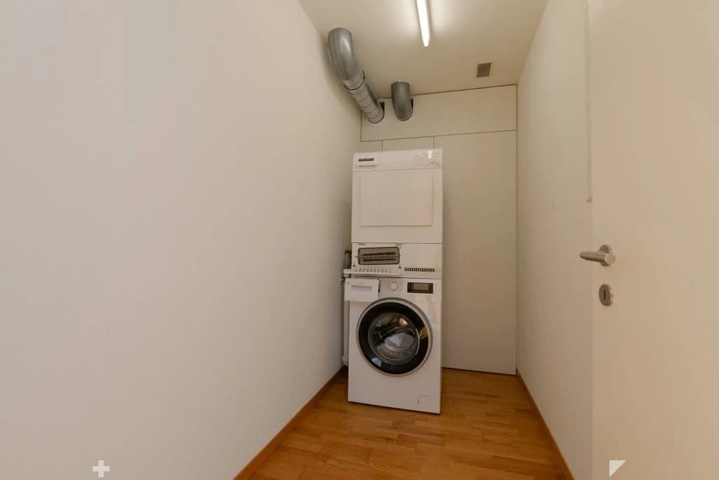 Grosszügiges Wohnen an zentraler Lage mit zusätzlichem Zimmer