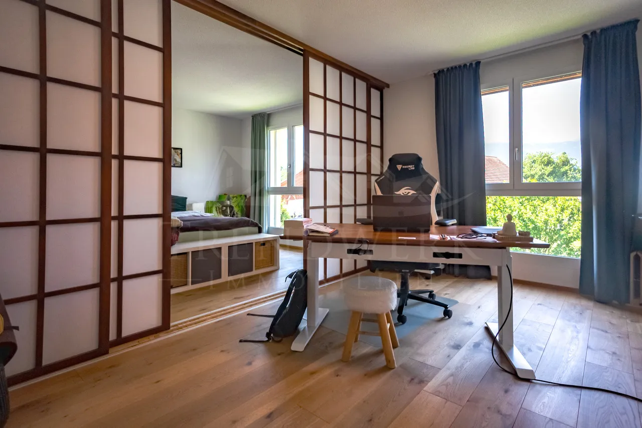 Moderne 4.5-Zimmer-Eigentumswohnung in Leuzigen