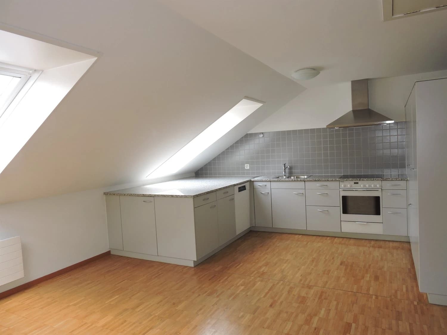 Lichtdurchflutete Dachwohnung