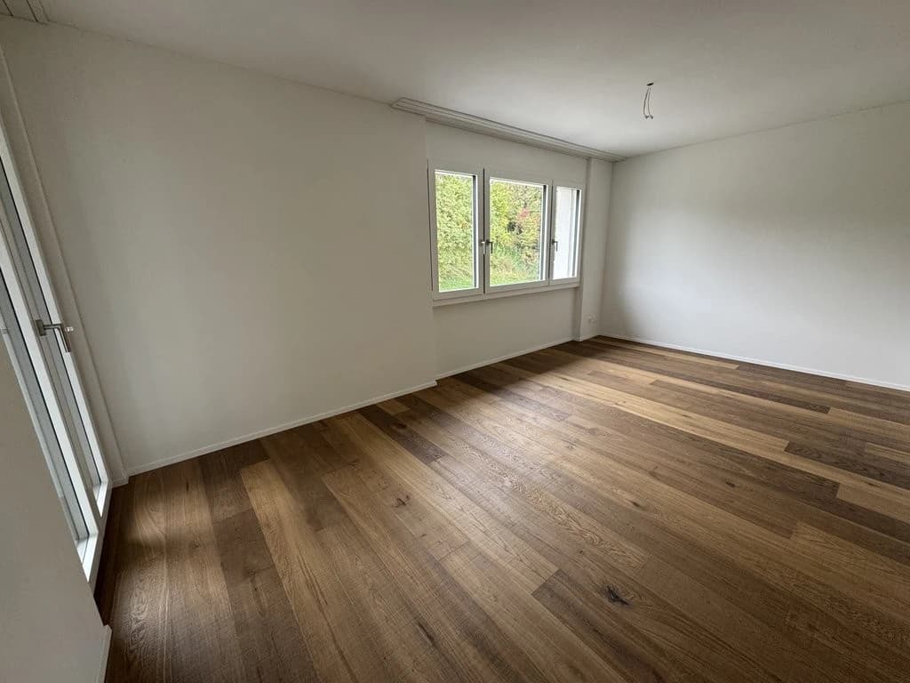 Frisch renovierte und helle Wohnung