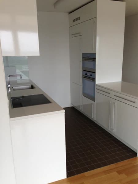 Top moderne Wohnung mit Weitblick!