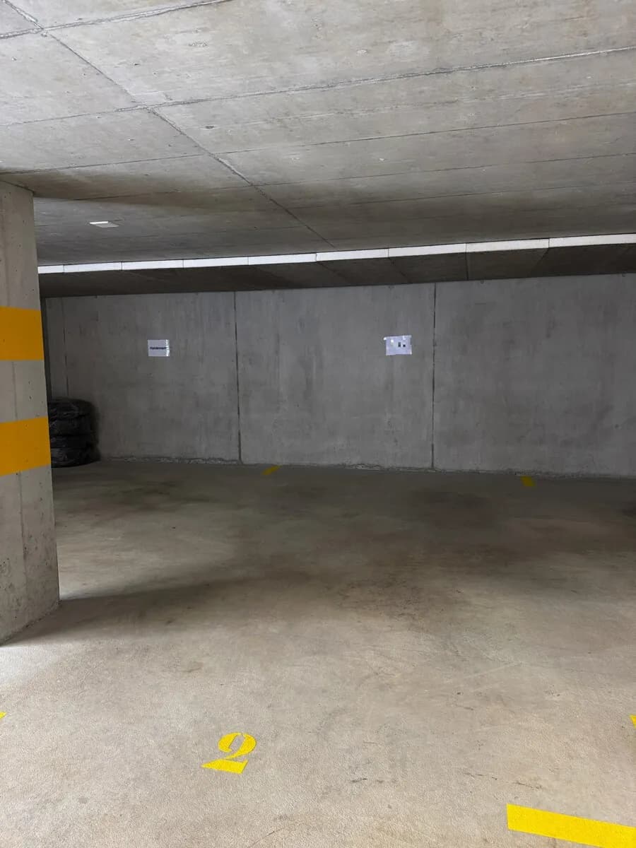 Moderne 3.5 Zimmer Wohnung mit Gartenanteil!