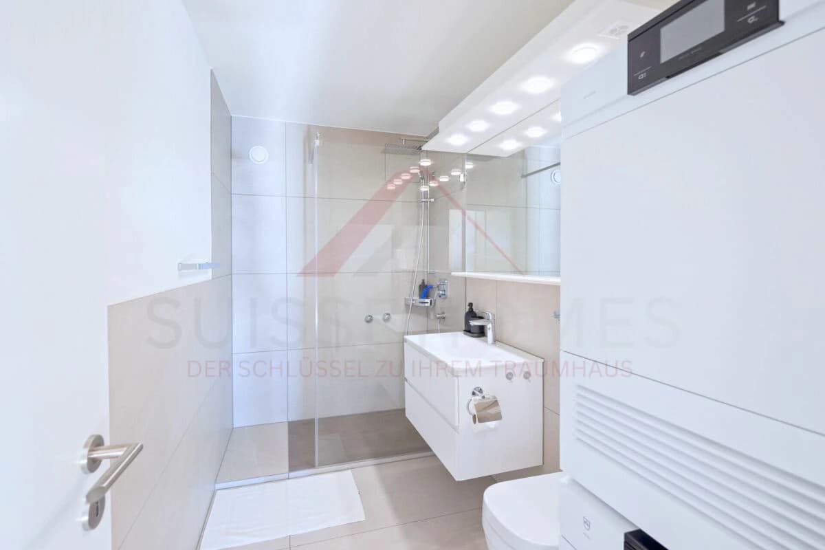 Exklusive 3.5-Zimmer-Wohnung im 15. Obergeschoss mit spektakulärer Weitsicht