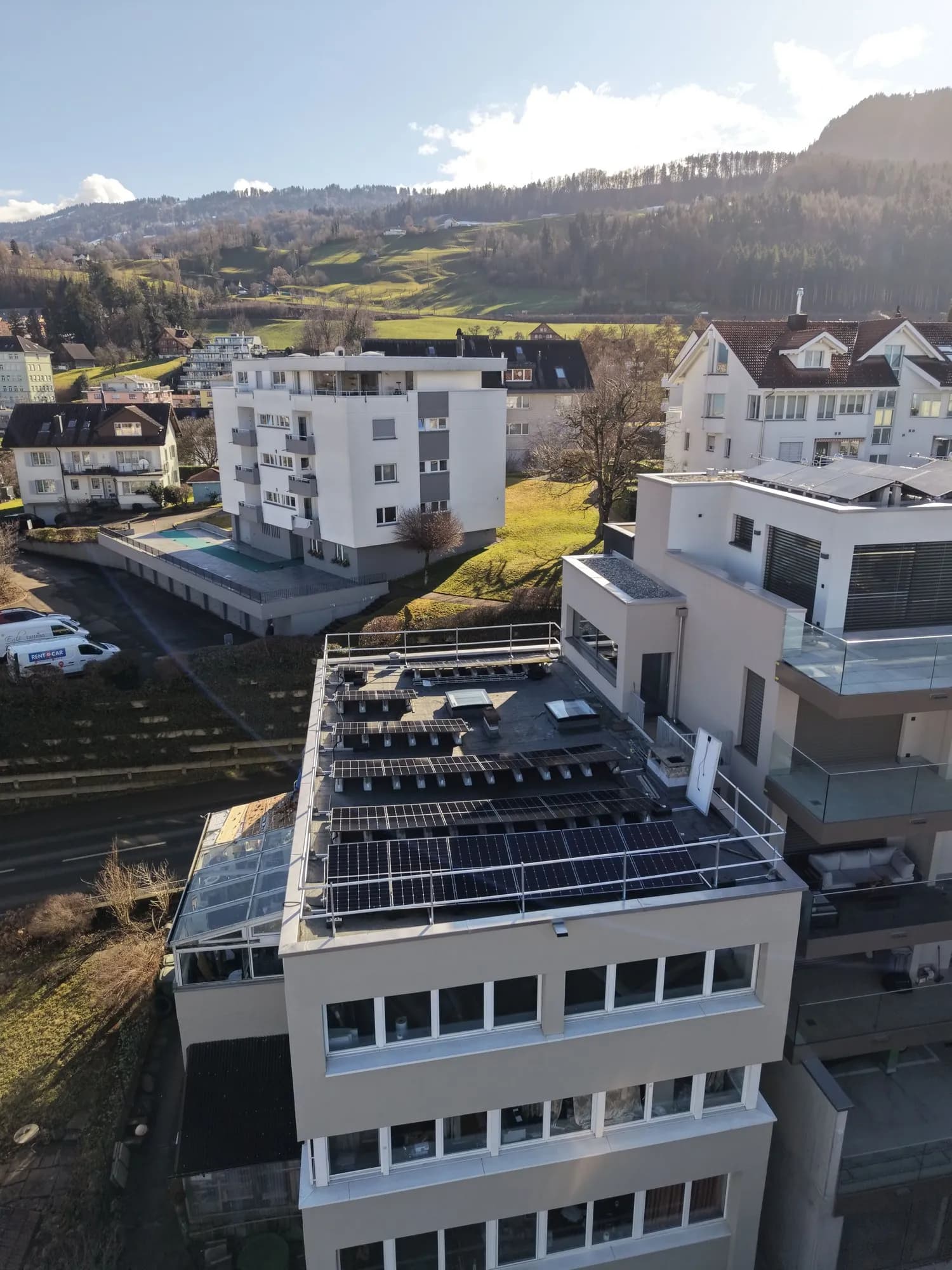 Neu renovierte 4.5-Zimmer-Elegantwohnung mit See- und Bergsicht in Pfäffikon SZ