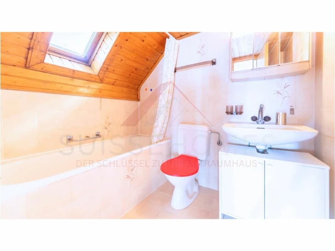 Charmantes Mehrfamilienhaus mit 5 Wohneinheiten und Entwicklungspotenzial in 3360 Herzogenbuchsee