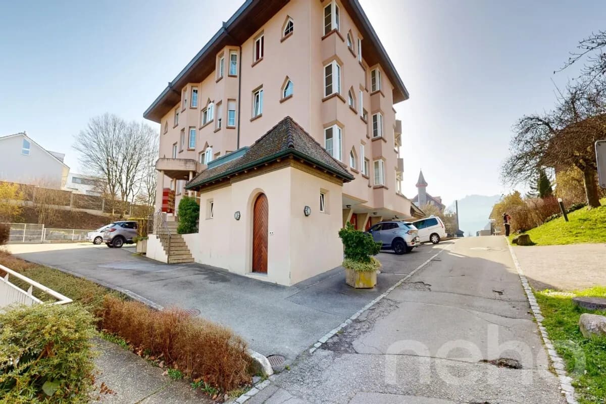 4.5-Zimmerwohnung mit Wintergarten und grosser Terrasse