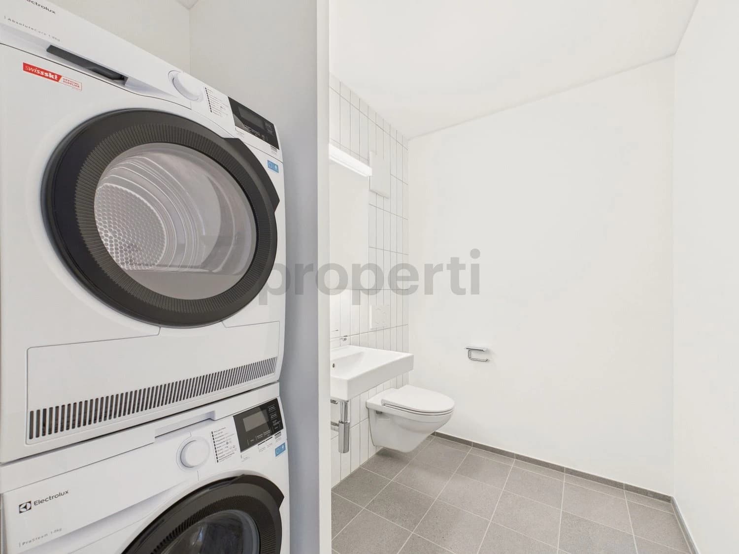 Moderne 3.5-Zimmer-Wohnung mit Balkon, Basel